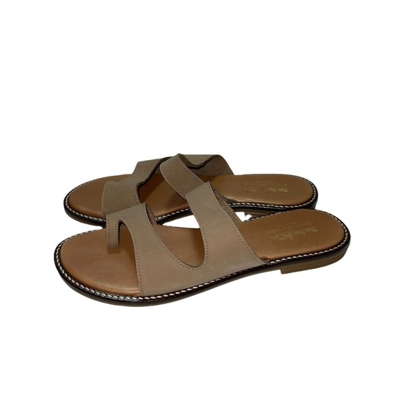 Coach And Four Woman Shoes Size 9 - Picture 5 of 8